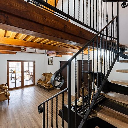 Casa Cu Magnolii Hotel Poienile Izei Eksteriør billede